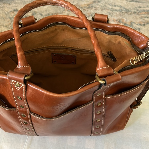 Patricia Nash all leather lined in suede bag 11 x 13 brown unique handle - Picture 2 of 9